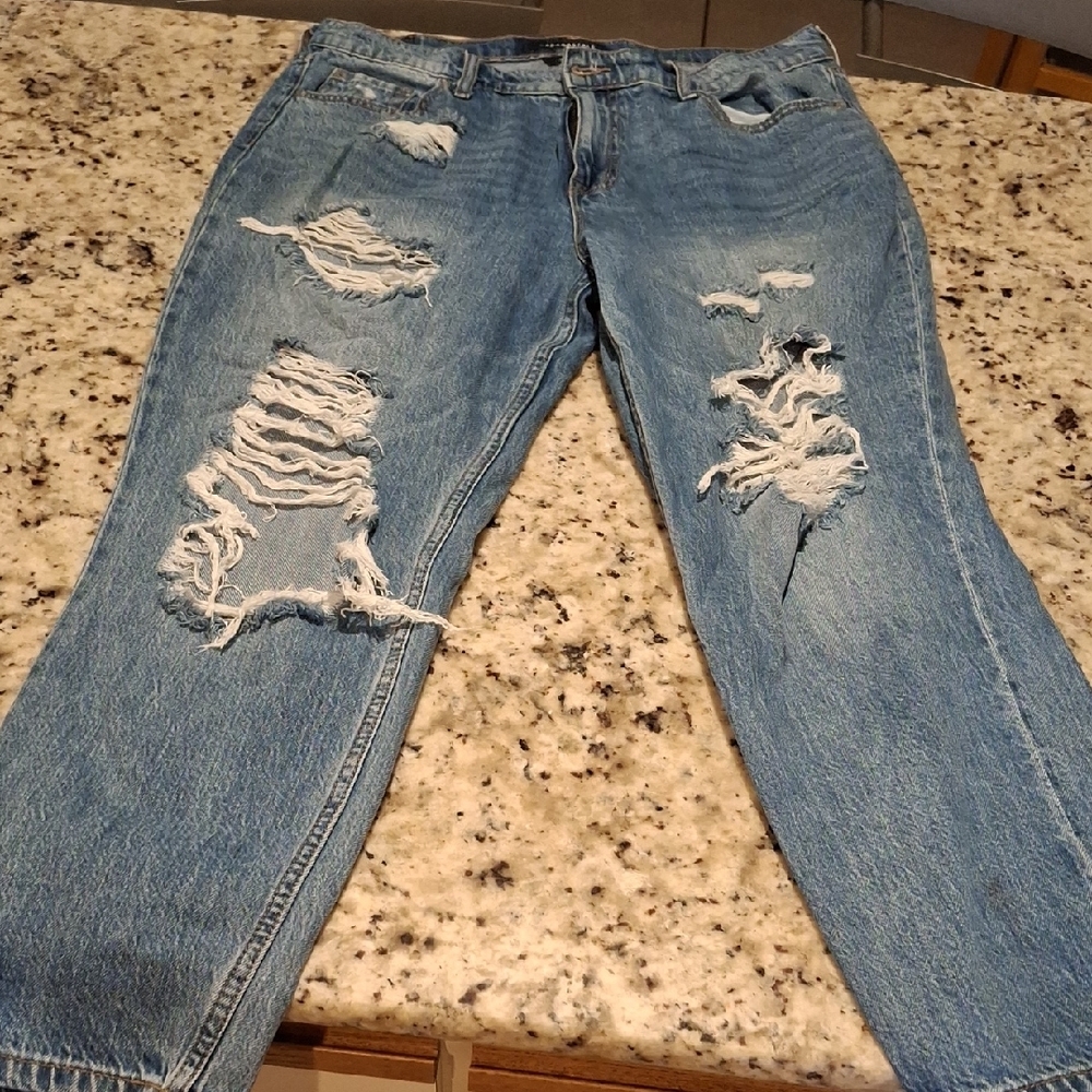 Mom Jeans ( Blue Jeans)